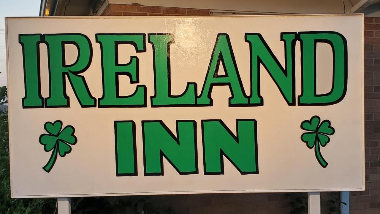 Ireland Inn Murdo Exterior photo